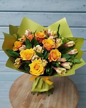 Букет цветов из:  Альстромерии и Розы в Балковскую 