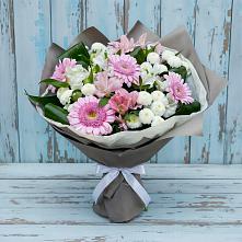 Букет цветов из:  Герберы, Альстромерии и Хризантемы в Балковскую 