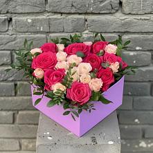 Цветочная композиция из Розы в коробке в Балковскую 