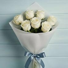 Букет 7 Белых роз Эдлесс Лав в Балковскую 