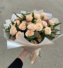 Букет Кремовые розы Латте в Балковскую 