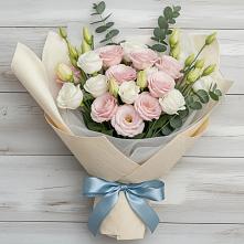 Букет цветов из:  Лизиантусы #REPLACE_PRED# Балковскую 