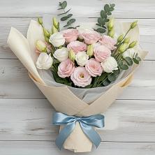 Букет цветов из:  Лизиантусы в Балковскую 