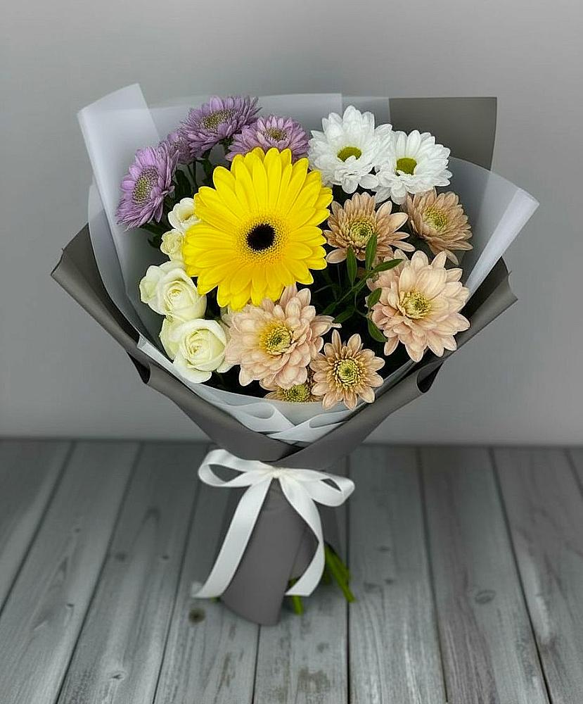 Букет цветов из: Розы, Герберы и Хризантемы в Балковскую 