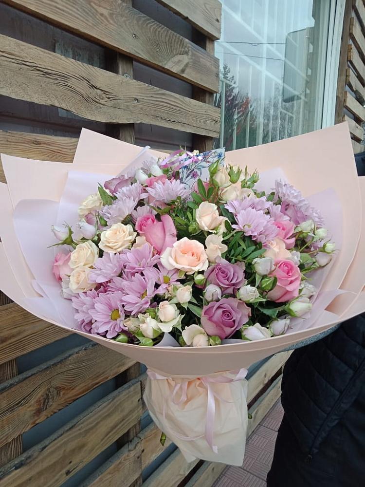 Букет цветов из: Розы и Хризантемы в Балковскую 