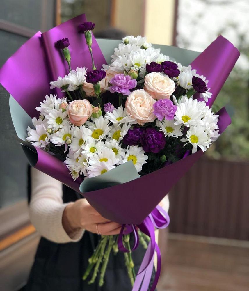 Букет цветов из: Хризантемы, Гвоздики и Розы в Балковскую 