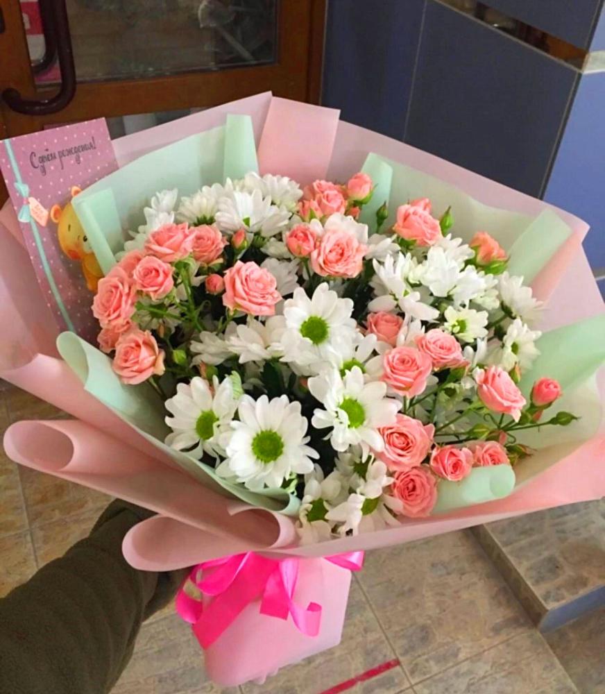 Букет цветов из: Розы и Хризантемы в Балковскую 