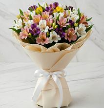 Букет цветов из:  Альстромерии в Балковскую 