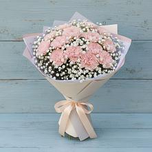 Букет цветов из:  Гвоздики в Балковскую 