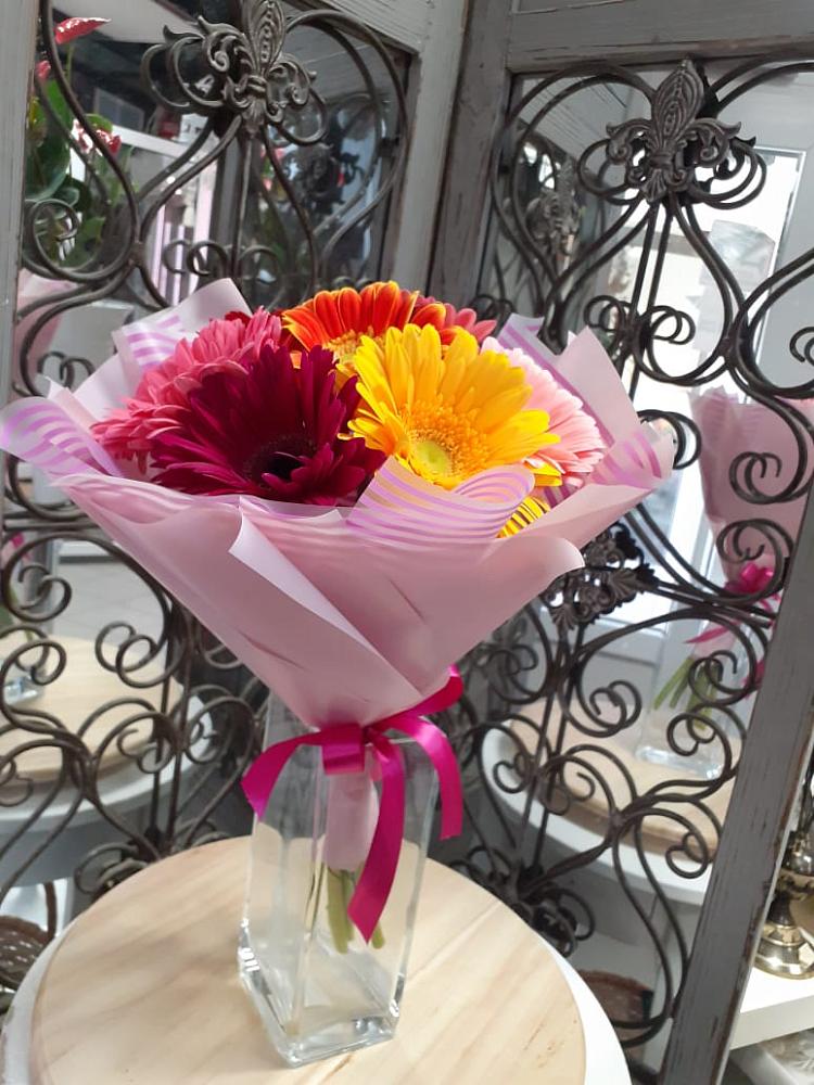 Букет цветов из: Герберы в Балковскую 