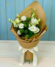 Букет цветов из:  Хризантемы и Лизиантусы #REPLACE_PRED# Балковскую 