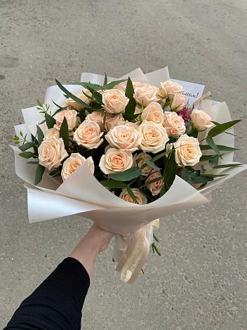 Букет Кремовые розы Латте в Балковскую 