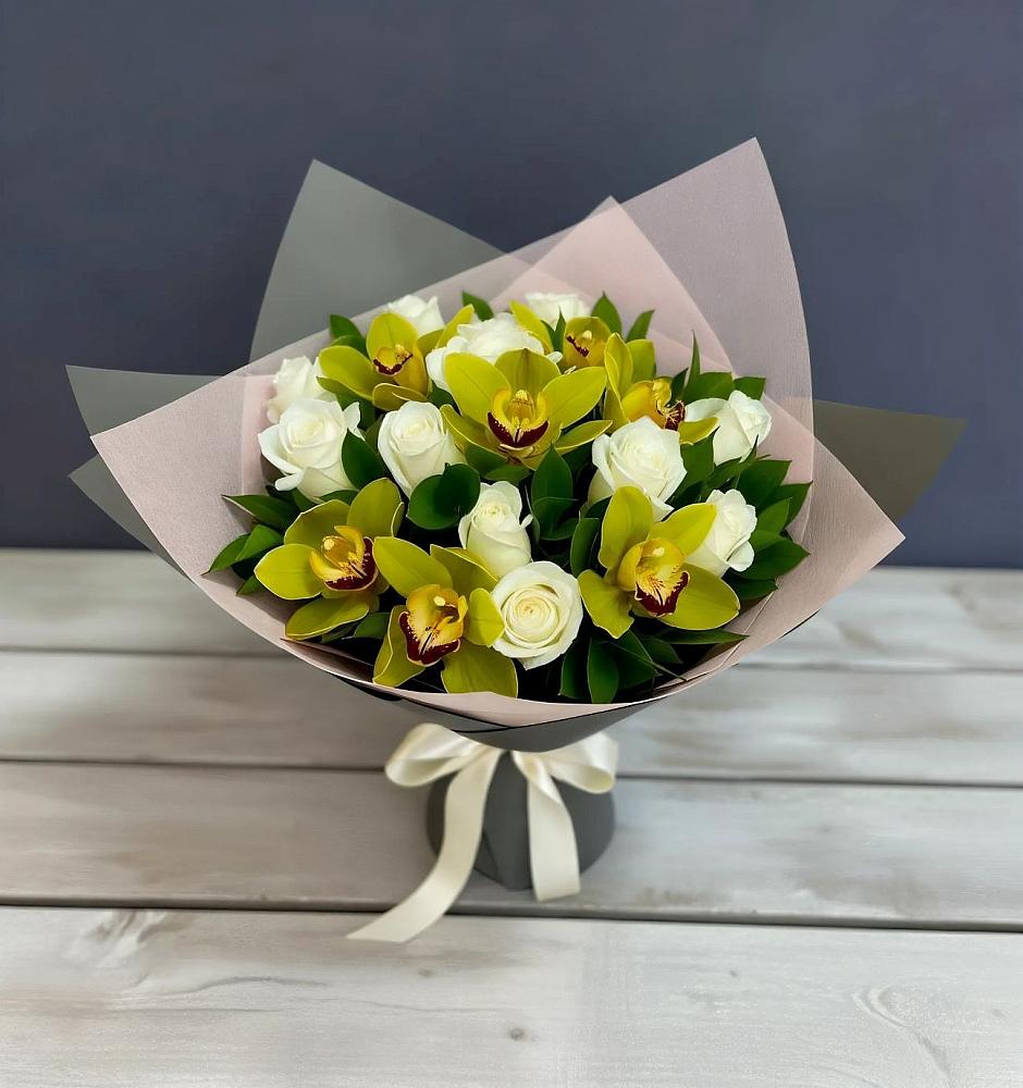 Букет цветов из: Орхидеи и Розы в Балковскую 