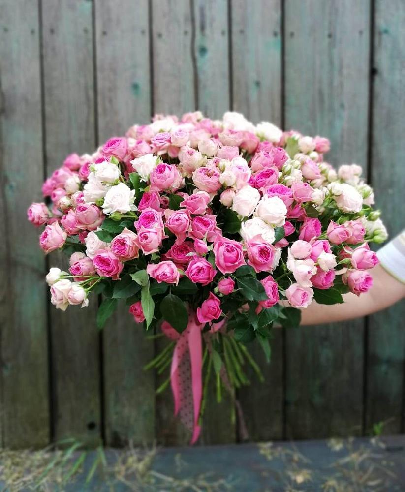 Букет Розовые кустовые розы Натали и Лав Лидия в Балковскую 