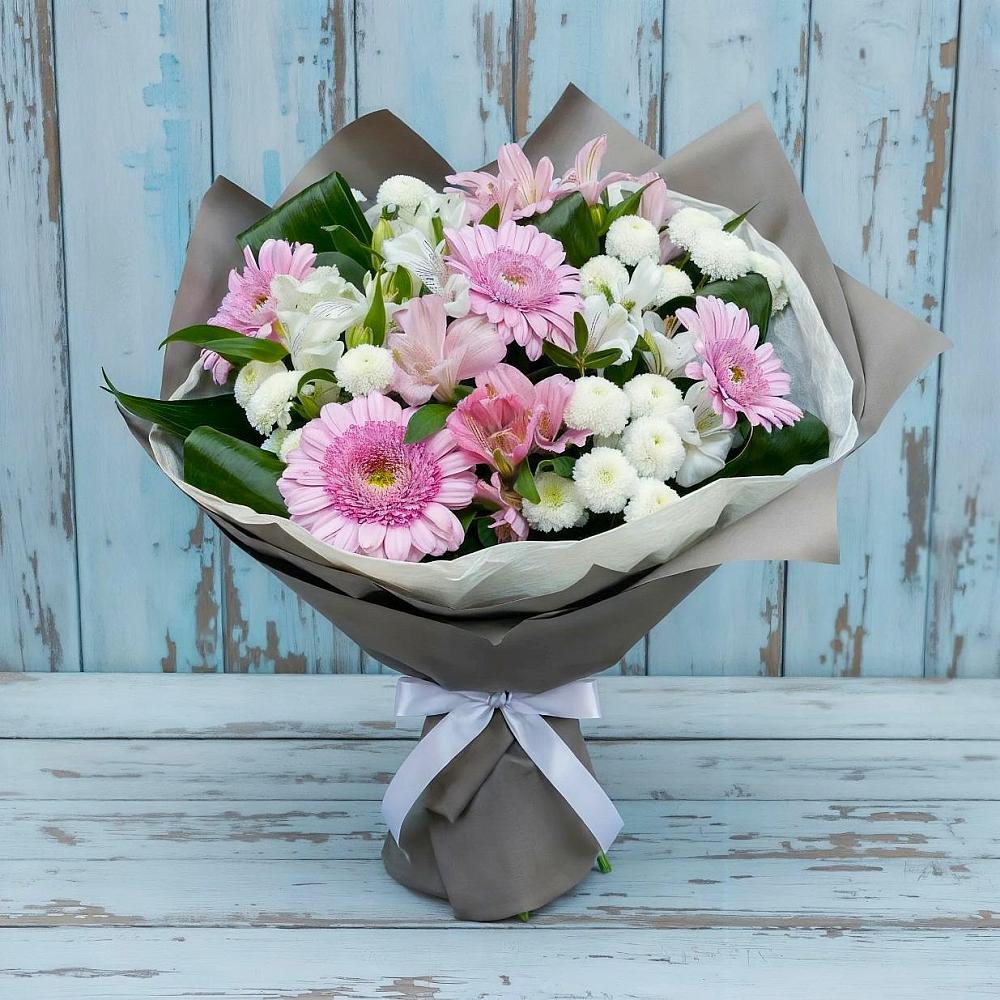 Букет цветов из: Герберы, Альстромерии и Хризантемы в Балковскую 