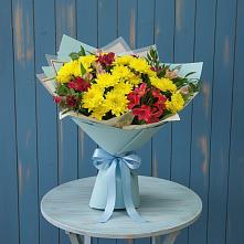 Букет цветов из:  Альстромерии и Хризантемы в Балковскую 