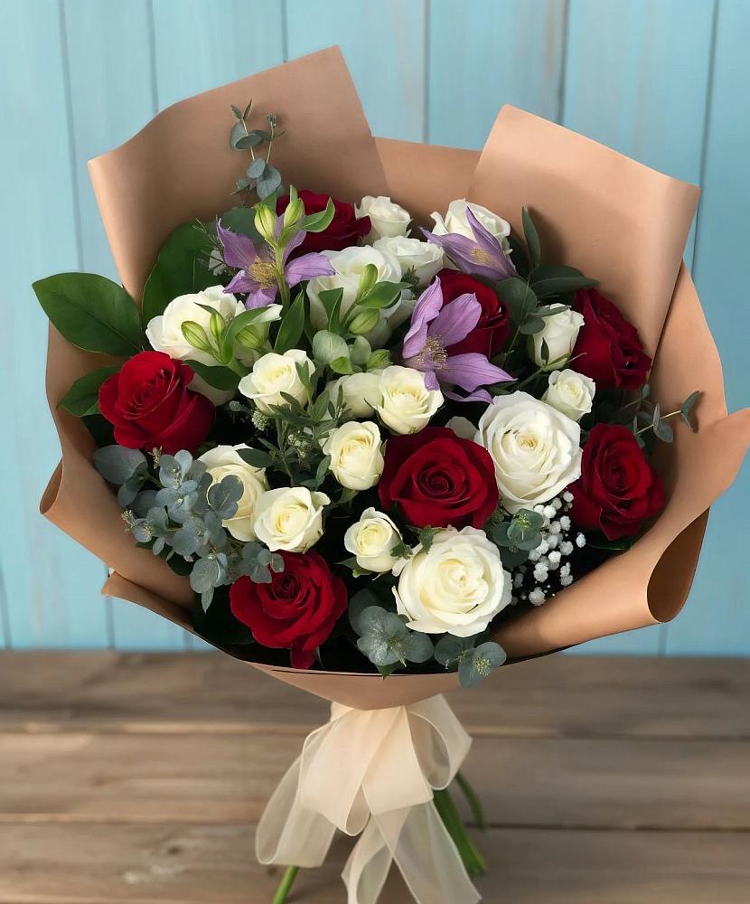 Букет цветов из: Розы и Альстромерии в Балковскую 