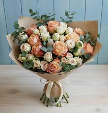 Букет цветов из:  Альстромерии и Розы в Балковскую 